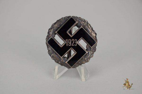 Enamel 1923 Gau Honor Badge