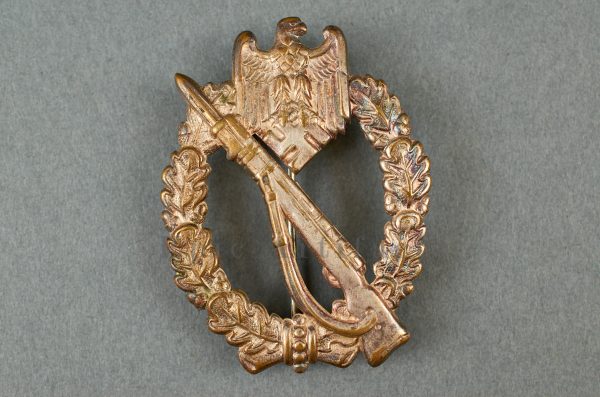Tombak Infantry Assault Badge