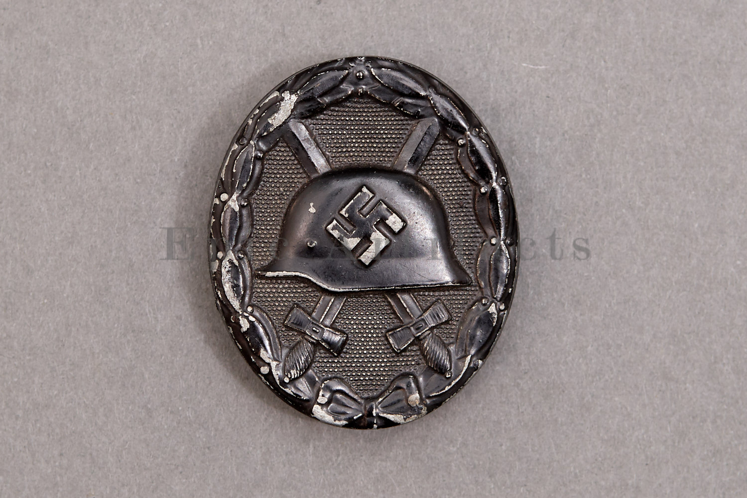 Wound badge in black hi-res stock photography and images - Alamy