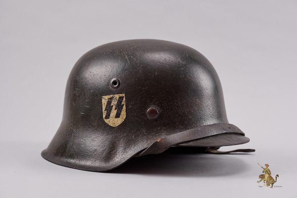 M42 Single Decal SS Helmet