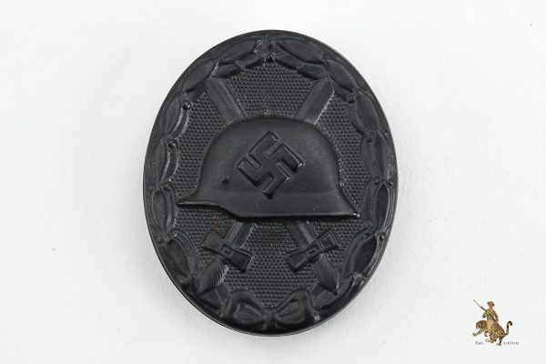 Maker Marked Black Wound Badge