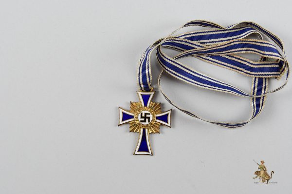 Gold Mothers Cross