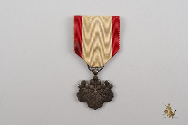 Order of the Rising Sun 8th Class