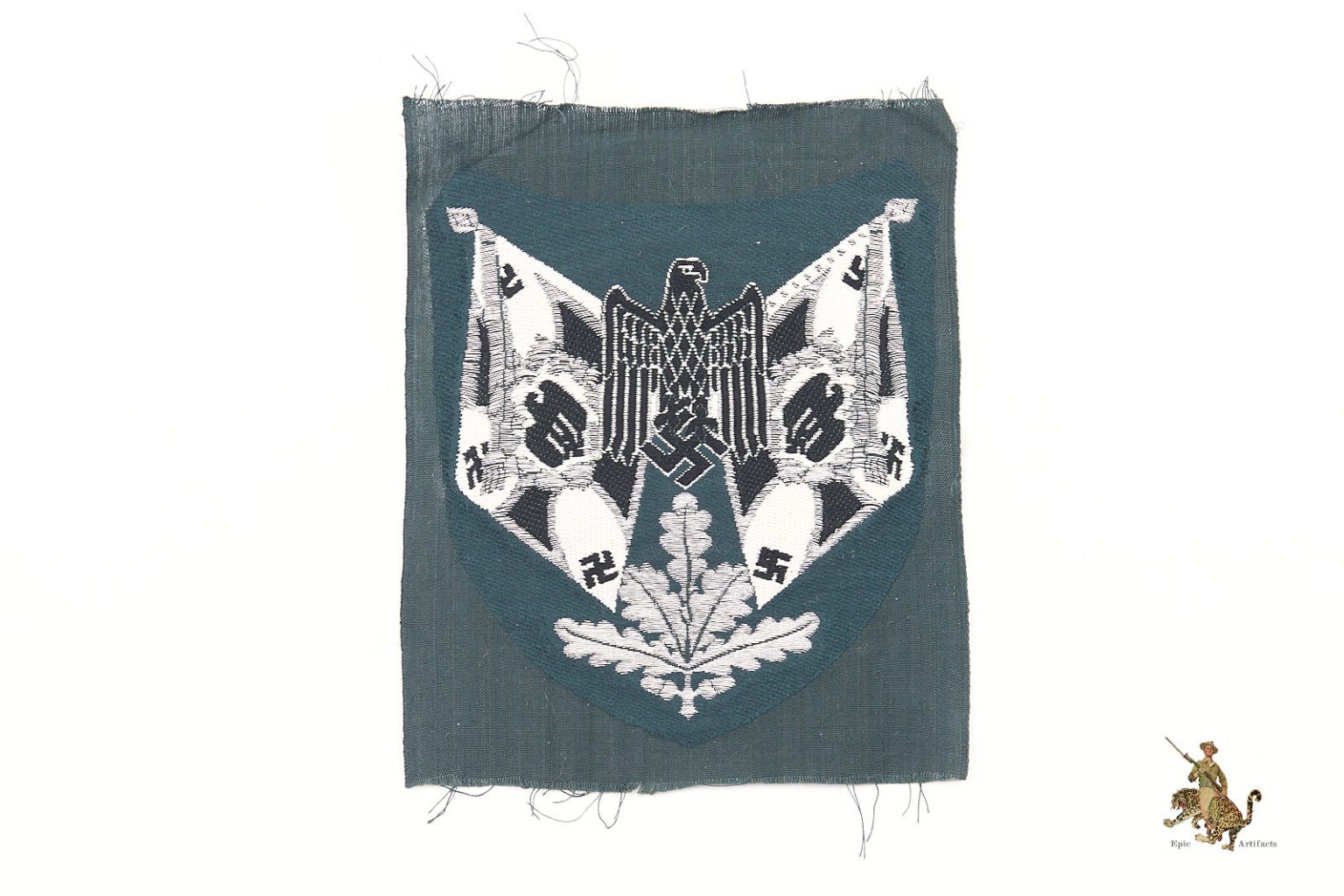 heer-infantry-sleeve-shield-for-flag-bearer-epic-artifacts