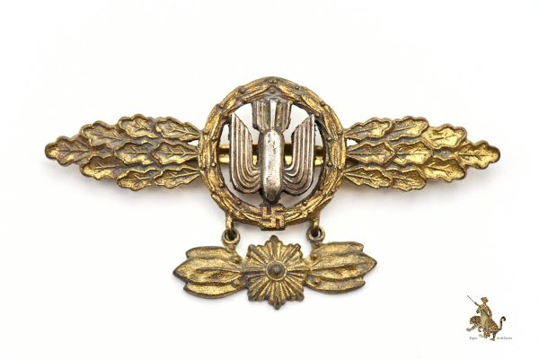 Gold Bomber Clasp with Pendant