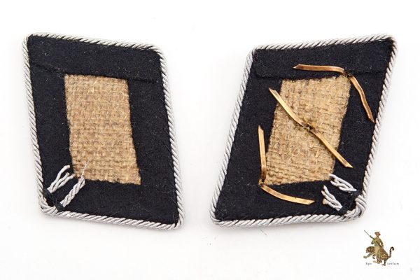 RARE SS Totenkopf Vertical Collar Tabs in Bullion - Image 3