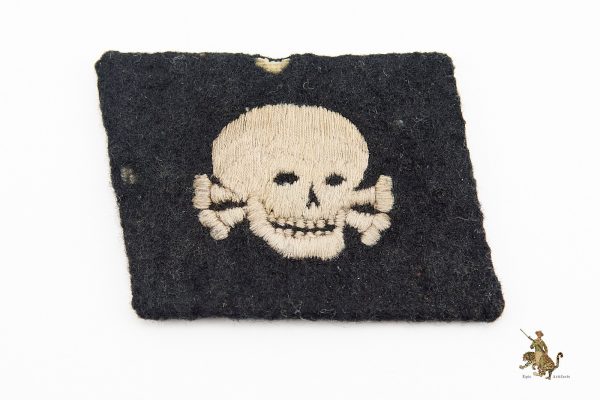 SS Totenkopf Collar Tab