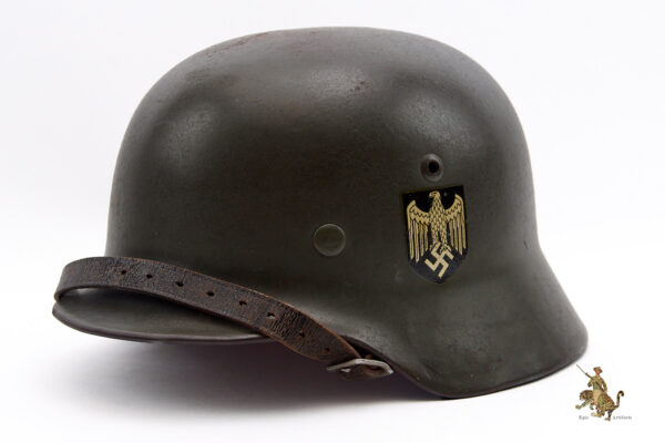 M35 DD Heer Helmet - ET64 - Near Mint - Image 2