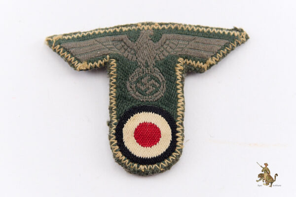 M40 Heer BeVo T-Eagle Cap Insignia - Cutoff