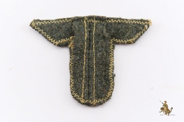 M40 Heer BeVo T-Eagle Cap Insignia - Cutoff - Image 2