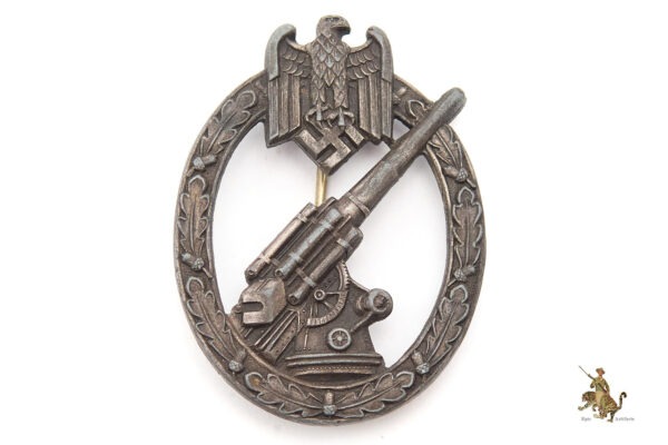 Juncker Heer Flak Badge