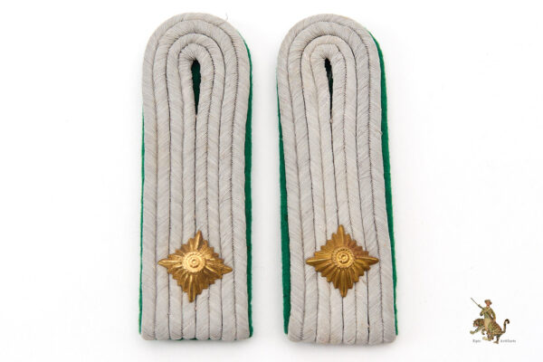 Panzergrenadier Slip-On Shoulder Boards & Collar Tabs - Image 4