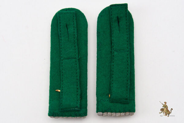 Panzergrenadier Slip-On Shoulder Boards & Collar Tabs - Image 5