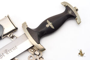 M36 SS Chained Dagger - Type C