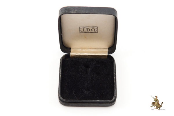 Iron Cross 1st Class LDO Case - Image 3