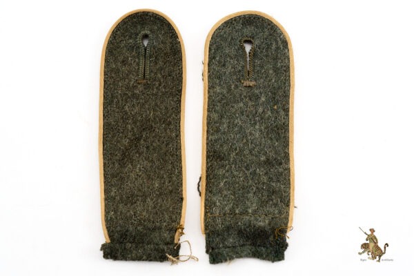 Heer Infantry EM Shoulder Straps - Image 3