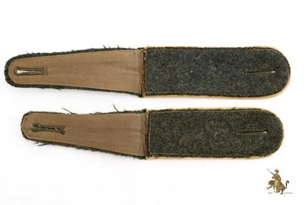 Heer Infantry 4th Regiment EM Shoulder Straps - Image 5