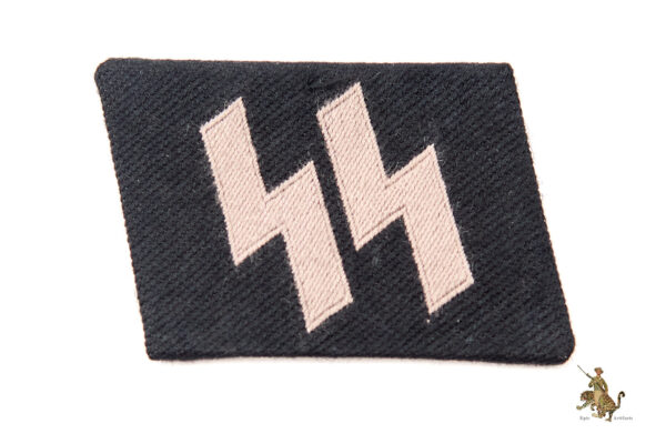 SS Bevo Collar Tab
