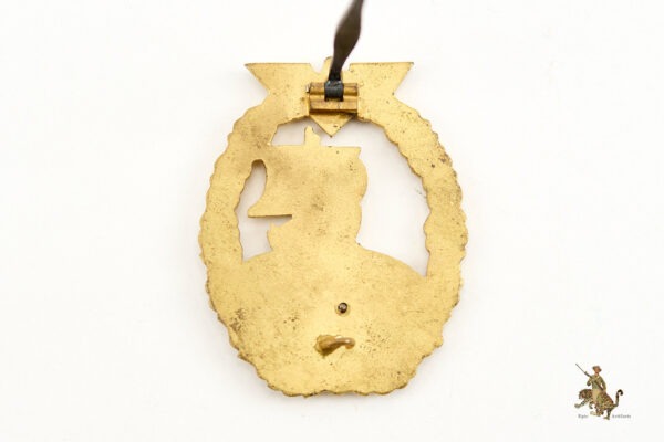 Kriegsmarine Auxiliary Cruiser Badge – Juncker - Image 4