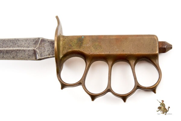 1918 L.F.&C. Trench Knife - Image 7