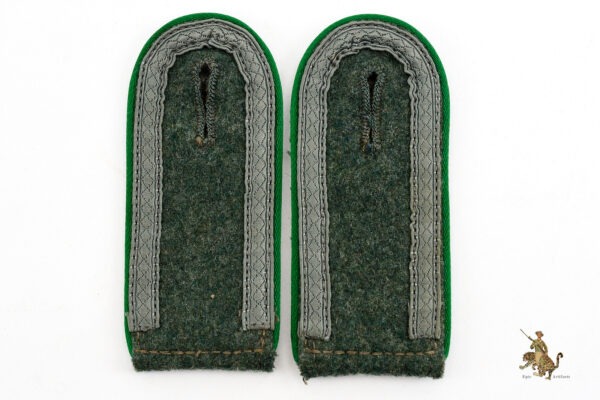 Gebirgsjäger Unteroffizier Shoulder Straps - Image 3