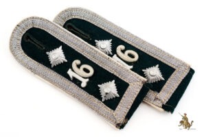Infantry Oberfeldwebel Shoulder Straps