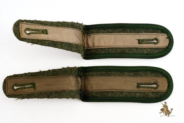 M44 Gebirgsjäger Enlisted Shoulder Straps - Image 5