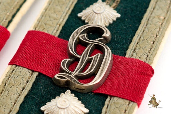 Großdeutschland Infantry Oberfeldwebel Shoulder Straps - Image 4