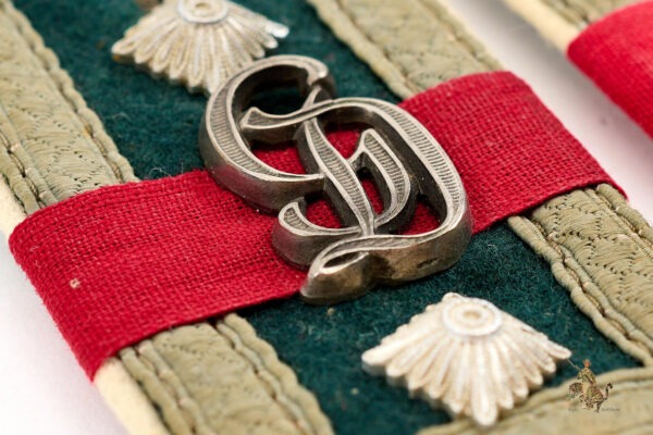 Großdeutschland Infantry Oberfeldwebel Shoulder Straps - Image 5