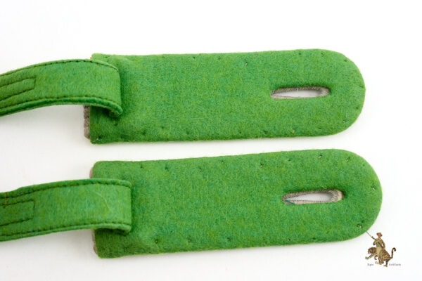 Panzergrenadier Leutnant Shoulder Boards - Image 5