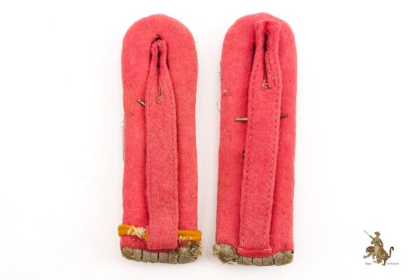 Panzerjäger Hauptmann Shoulder Boards - Image 4