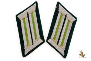 Panzerjäger Officers Collar Tabs
