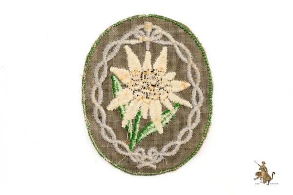 Gebirgsjäger Edelweiss Sleeve Insignia - Canvas - Image 3