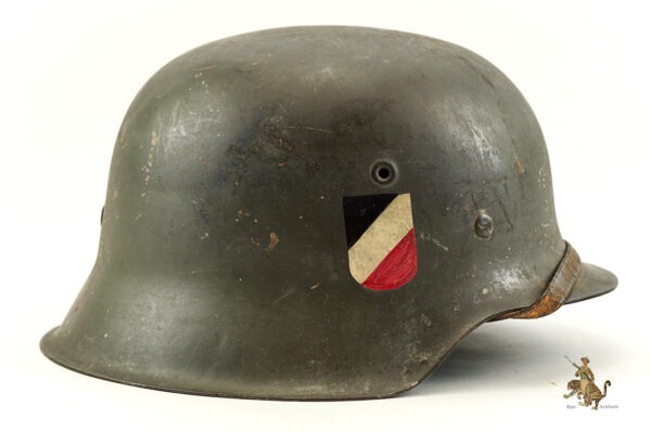 M42 Heer Helmet - Hand Painted Decal with Chin Strap - Image 5