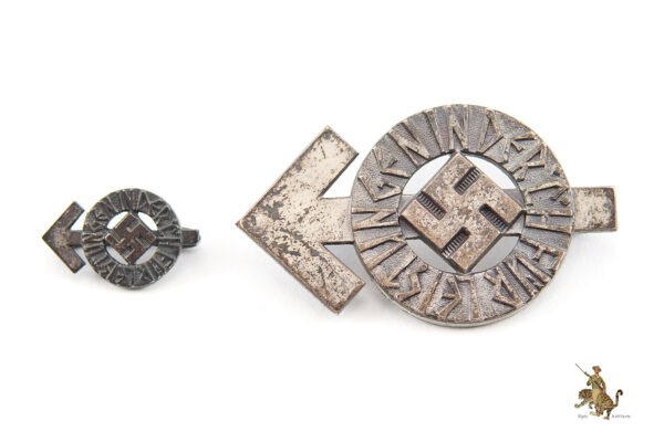 HJ Hitler Youth Proficiency Badge in Silver Set - Image 3
