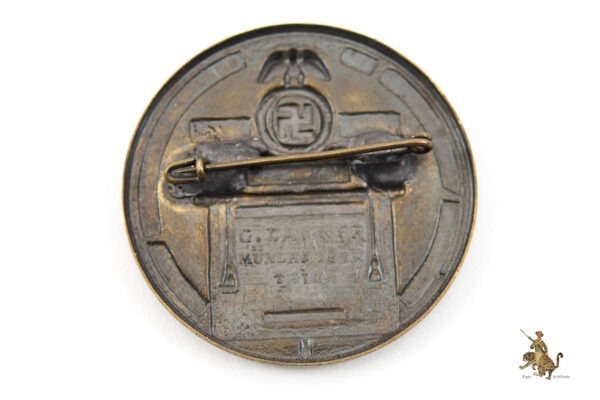 NSDAP Commemorative Party Day Badge - Image 3