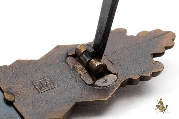 Close Combat Clasp in Bronze - JFS - Mint - Image 7