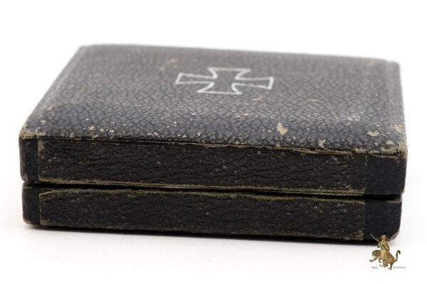 Iron Cross 1st Class Case Paper Hinge - Image 8
