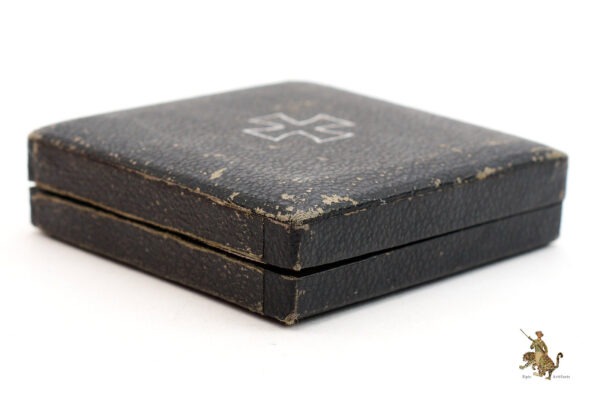 Iron Cross 1st Class Case Paper Hinge - Image 9