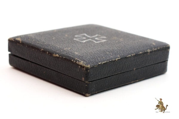Iron Cross 1st Class Case Paper Hinge - Image 10