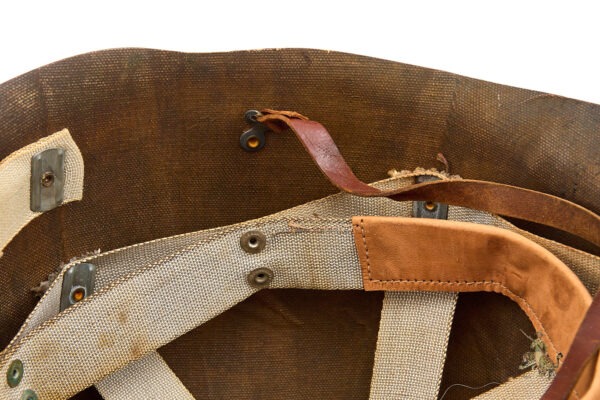 Early M1 St. Clair Low Pressure Liner and Fixed Bale Helmet - Image 25
