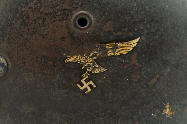 Luftwaffe M40 Single Decal Helmet - ET64 - Image 8