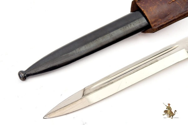Heer Stag Grip Pioneer Bayonet w/ Frog - Image 7