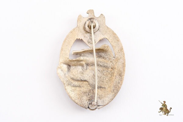 Panzer Assault Badge in Silver - Gablonz - Image 3