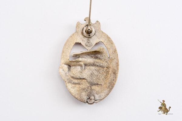 Panzer Assault Badge in Silver - Gablonz - Image 4