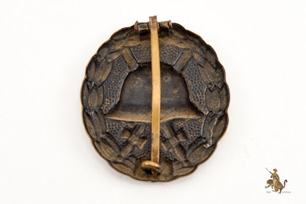 WW1 Black Wound Badge - Image 3