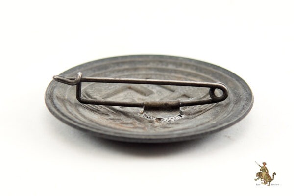 Female RAD Brooch Pin - Assmann - Image 4