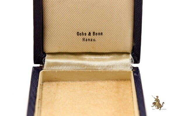 Cased Mothers Cross in Gold - Ochs & Bonn Hanau - Image 7