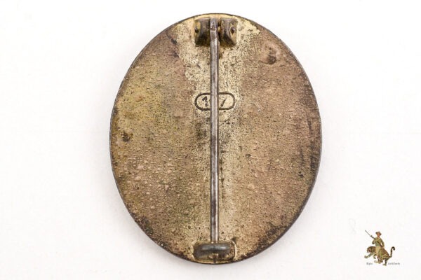 Silver Wound Badge - Carl Wild (107) - Image 3