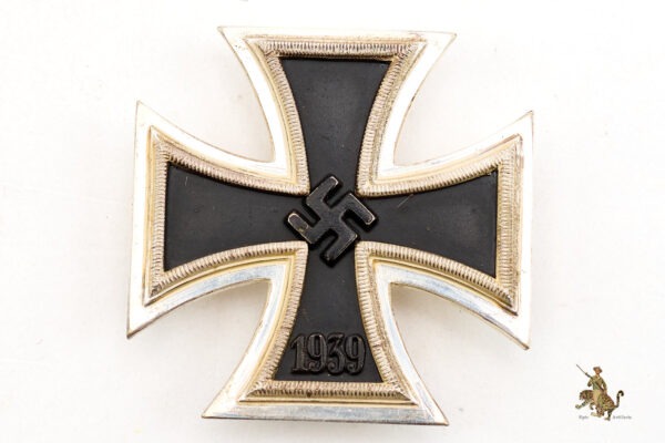 1939 Iron Cross 1st Class Cased - Wächtler & Lange - Image 4